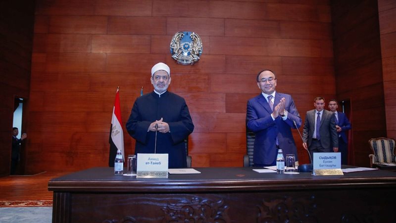 تكريم شيخ الأزهر