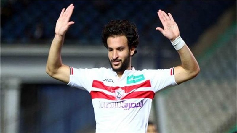 محمود علاء مدافع