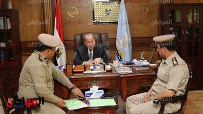 محافظ كفرالشيخ يلتقى مدير شرطة المسطحات لمتابعة إزالة تعديات بحيرة البرلس