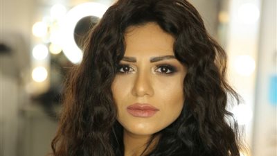 السيرة الذاتية للفنانة غنوة محمد علي سليمان .. أحلامها طعنت بخنجر الموت 