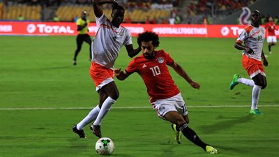 مصر وسوازيلاند.. محمد صلاح يسجل الهدف الرابع 