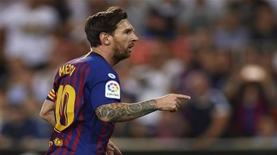 برشلونة يستهدف تعليق حذاء 