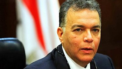 وزير النقل يتابع أعمال تنفيذ مشروع كوبري تقاطع طريق القاهرة أسيوط الغربي