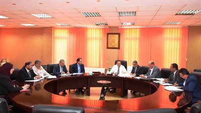 محافظ الشرقية : تم التعاقد مع 5 آلاف عميل من أصل 8 و352 بمركز مشتول السوق