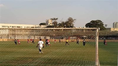 الأهلي يهزم المصرية للاتصالات بثلاثية في الشوط الأول