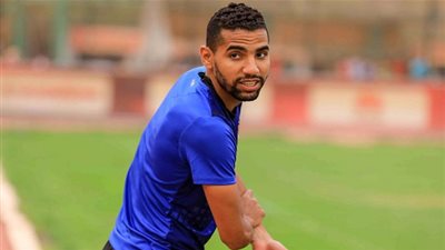 مؤمن زكريا باق في الأهلي حتى 2021 مقابل 18 مليون جنيه