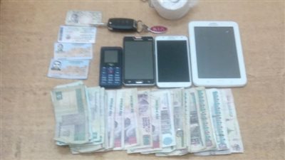 القبض على 4 أشخاص بحوزتهم 305 جرام هيروين