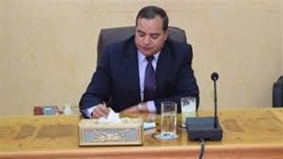 أحمد عزيز يناقش الشركة الوطنية للمقاولات حول إنشاء مستشفى جامعي بسوهاج الجديدة