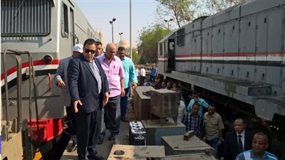 رئيس هيئة السكة الحديد يتفقد ورش الفرز وأبو غاطس بالقاهرة  