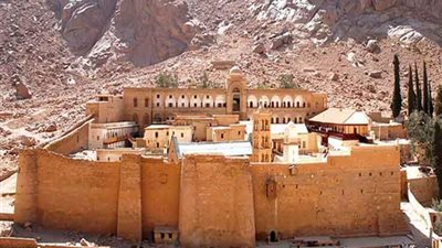 انطلاق ملتقى كاترين للسلام العالمي بحضور عدد من الوزراء