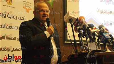 رئيس جامعة القاهرة عن شائعة قطع الكهرباء عن القصر العيني: هناك 3 خطوط تغذية وليست واحدة