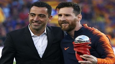 تشافي يهاجم مارادونا ويدافع عن ميسي