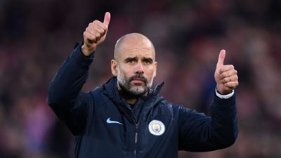 جوارديولا يطالب مانشستر سيتي بضم موهبة أياكس