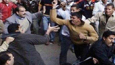مشاجرة بالأسلحة البيضاء بين عائلتين في الفيوم.. والأمن يدفع بمجموعات قتالية