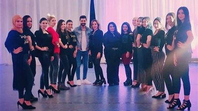 صور| محمد عباس يشعل حفل ملكات جمال العرب بالجزائر