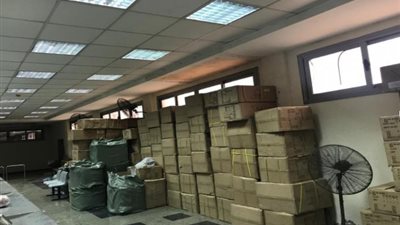 ضبط 2 طن بضائع أجنبية الصنع غير خالصة الرسوم الجمركية