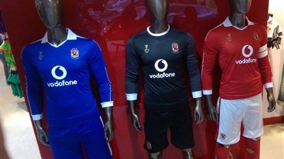 الأهلي يكشف موعد ظهور التيشيرت الجديد