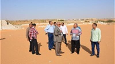 تعرف على أبرز قرارات محافظ الوادي الجديد أثناء تفقدة عين ياسين بالخارجة 