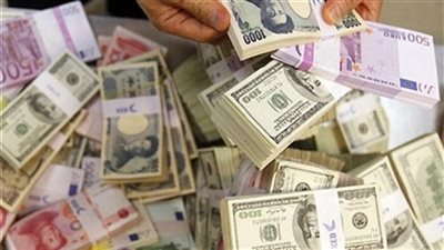 تعرف على أسعار العملات الأجنبية أمام الدولار والجنيه اليوم الإثنين