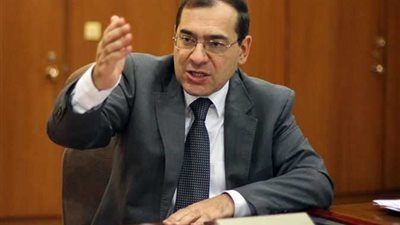 وزير البترول : نعمل على تأهيل البنية التحتية لاستقبال الغاز المسال