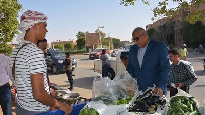 توفير منافذ لبيع الخضروات والفاكهة بأسعار مخفضة بمراكز الوادي الجديد