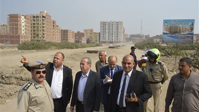 محافظ كفرالشيخ يتفقد الأماكن المقترح استغلالها في مشروعات النفع العام