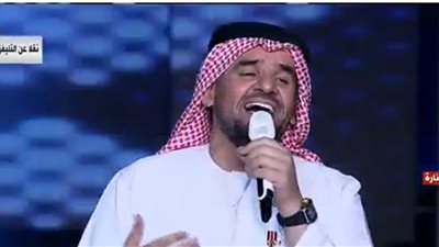 حسين الجسمي يشعل مسرح مركز المنارة بأغنية بشرة خير أمام السيسي