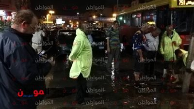 هطول أمطار على شوارع محافظة الإسكندرية