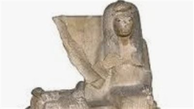 ضبط تمثال فرعوني بحوزة موظف في البحيرة