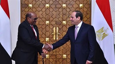 سفير السودان لدى القاهرة:  الربط الكهربائي من أهم المشروعات التي تجمع بين البلدين