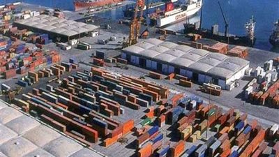  لليوم الثانى على التوالى.. استمرار غلق ميناء الإسكندرية بسبب سوء الأحوال الجوية 