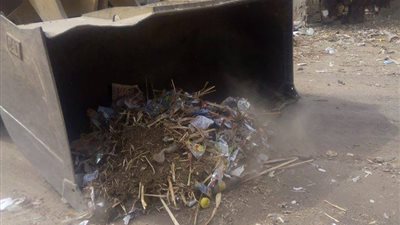 صور.. محافظ أسيوط: إنشاء نقاط تجميع القمامة على شكل حرف 