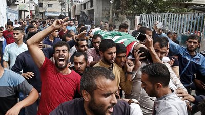  صور .. فلسطين تشيع شهداء جمعة 