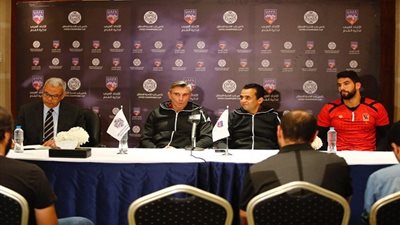 كارتيرون يكشف سبب استبعاد مؤمن زكريا من قائمة مباراة الوصل الإماراتي