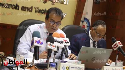 وزير التعليم العالي يتابع نتائج لجنة مسابقة اختيار أفضل جامعة