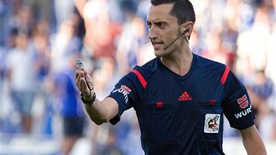 إنفوجراف| كل ما تريد معرفته عن حكم الكلاسيكو خوسيه ماريا سانشيز