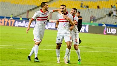 انفوجراف | 6 لاعبين ارتدوا قميص الزمالك والاتحاد السكندري