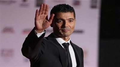 خالد النبوي يسخر من متابع له .. والسبب !!