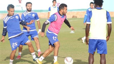 القناة يواصل استعداداته لمواجهة كوكاكولا بالقسم الثانى 