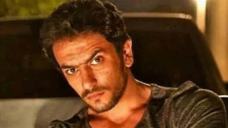 الفنان أحمد العوضي