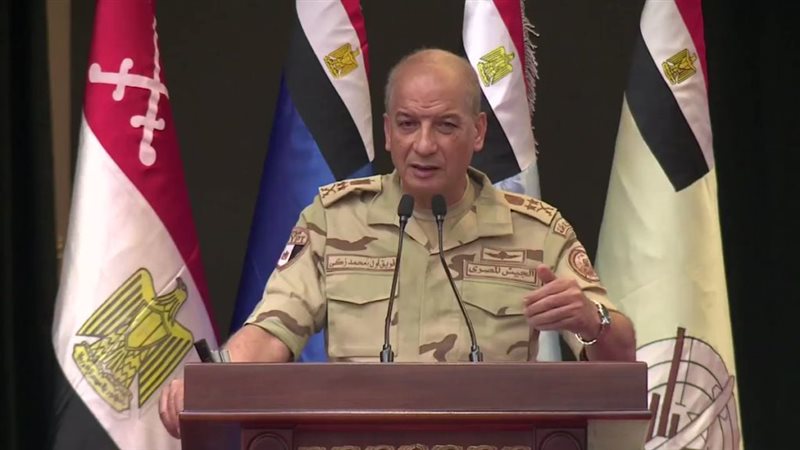 وزير الدفاع 