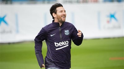 صور .. السعادة تغمر برشلونة بعد عودة ليونيل ميسي للتدريبات