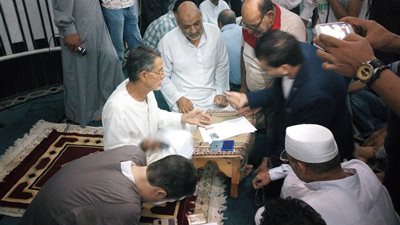 صور| مساجد البحيرة تمنع عقد القرآن إلا في وجود مأذون شرعي 