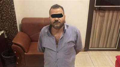 مباحث الحامول تضبط عاطل بحوزته 4 قطع سلاح ناري