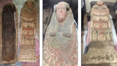 تفاصيل القبض على 4 أشخاص بحوزتهم تابوت أثري بداخله مومياء في الجيزة