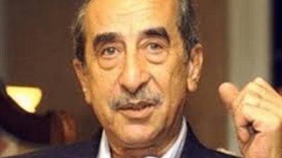 إنفوجراف| والده كان شيوعيا وترك الطب من أجل الصحافة .. لقطات من مسيرة حمدي قنديل
