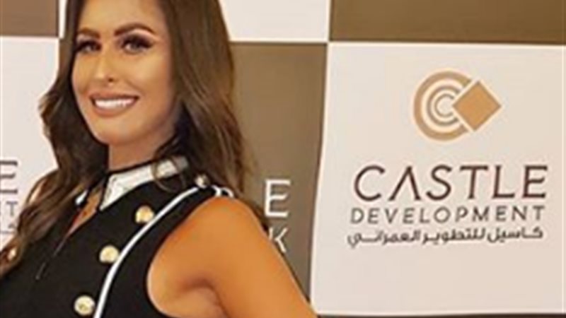 الفنانة مي سليم 