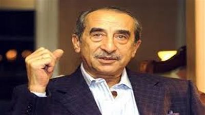 وكيل الشباب والرياضة في سوهاج ينعي الإعلامي حمدي قنديل