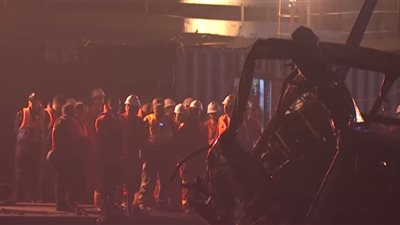 فيديو| لحظة انتشال السلطات الصينية لحافلة من نهر اليانجتسي 