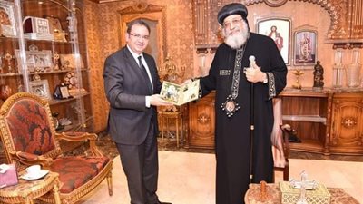 البابا تواضروس يستقبل سفير مصر الجديد في تل أبيب 